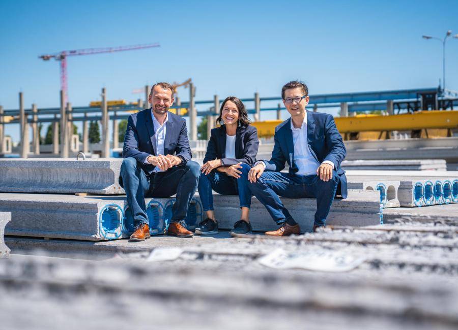Seit mehr als 100 Jahren ist der Name OBERNDORFER als Pionier der Bauindustrie bekannt